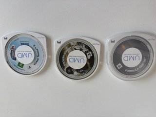 Consola Sony PSP 1004 Negra + Juegos y Accesorios