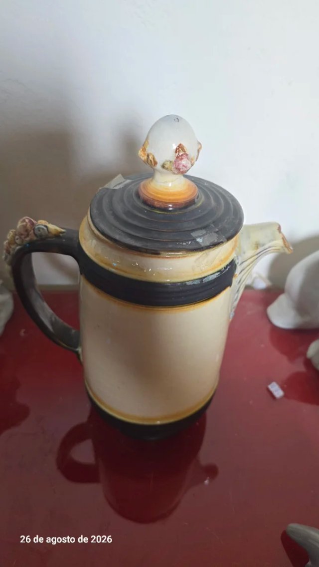 Jarra de porcelana Antonio Peyro