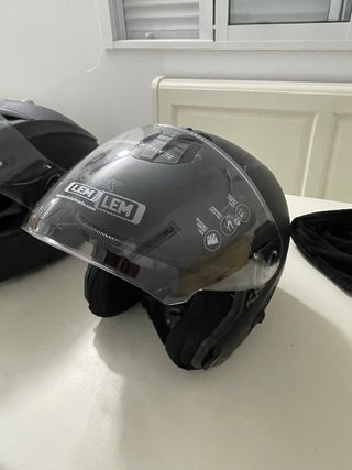 2 Cascos de Moto Negros