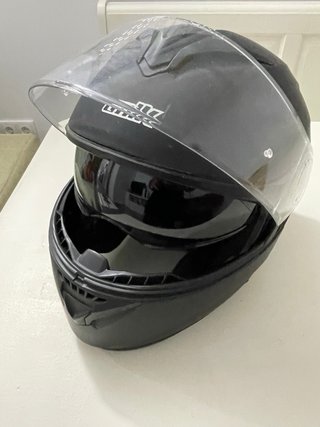 2 Cascos de Moto Negros