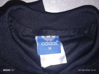 Chaqueta Adidas Negra con Rayas Blancas