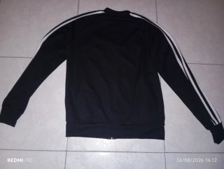 Chaqueta Adidas Negra con Rayas Blancas