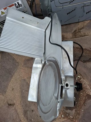 Cortadora de fiambre profesional