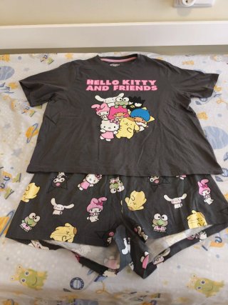 Pijama Hello Kitty y Amigos Verano Mujer