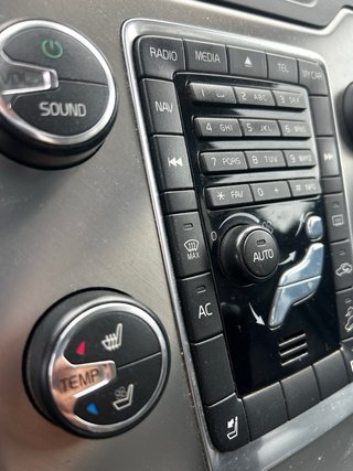 Volvo XC70 2012 D5