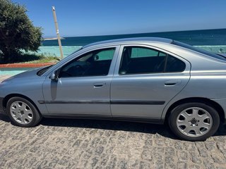 Volvo S60 2002