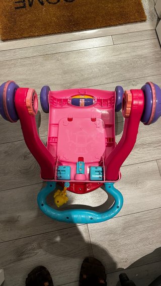 Andador Vtech 2 en 1 para bebé
