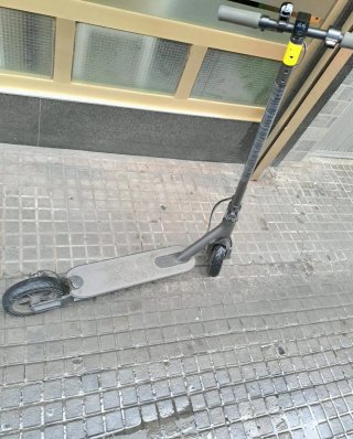 Patinete Xiaomi Esencial sin guardabarros