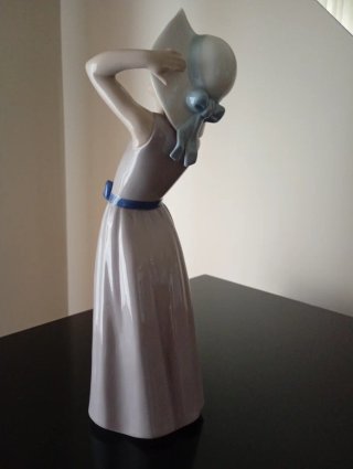 Figura statuetta Lladro "Coy" 5011