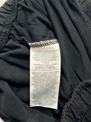 Pantalón corto Nike negro