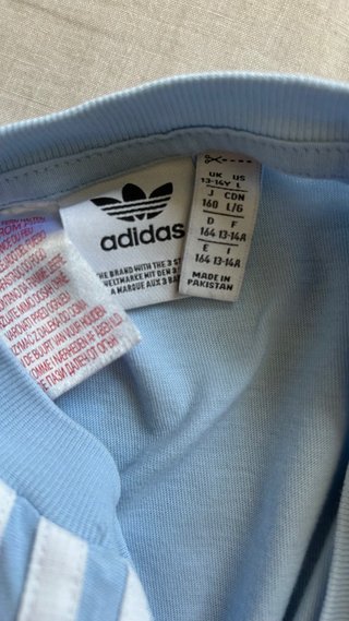 Camiseta Adidas bicolor
