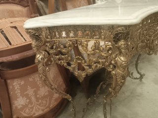 Consola antigua mármol y metal dorado
