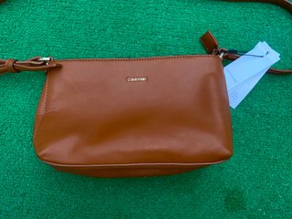 Bolso Calvin Klein marrón NUEVO con etiquetas