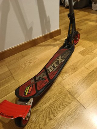 Patinete Oxelo DTX Negro y Rojo