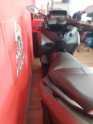 Yamaha Tricity 300 CARNET B