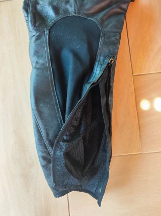 CHAQUETA Dainese T-50 y PANTALON Axon T-48