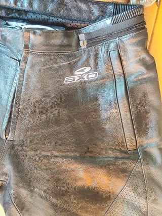 CHAQUETA Dainese T-50 y PANTALON Axon T-48