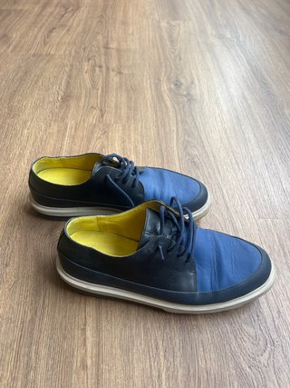 Zapatos Camper Mateo Unisex Negro/Azul/Amarillo