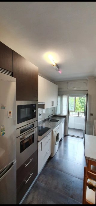 Oviedo Alquilo piso 3habitaciones 2 baños, estudia