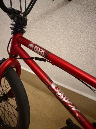 Bicicleta BMX Coluer Rockband Roja