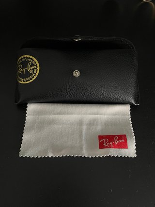 2 Gafas Ray-Ban con funda