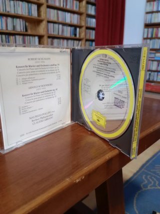 Schumann/Schoenberg: Conciertos Piano Pollini