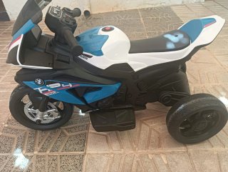 Moto Eléctrica BMW HP4 Niños