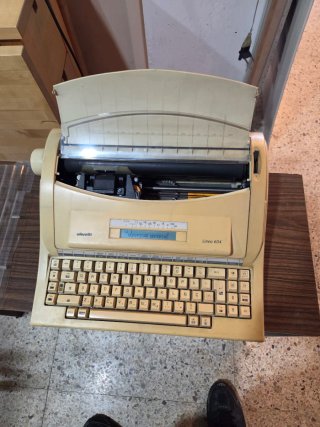 Olivetti Línea 604 Máquina de Escribir Eléctrica