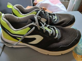 Scarpe sportive uomo nere e verdi