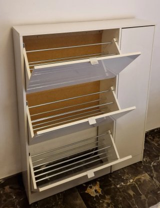 Zapatero Blanco