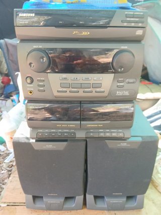 Equipo de música Samsung MAX-445