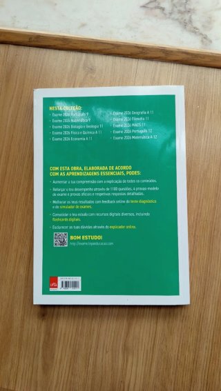 Livro exames Física e química 11° ano 2026