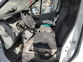 1865597 opel 8200608360 colector vivaro combi 2.7t