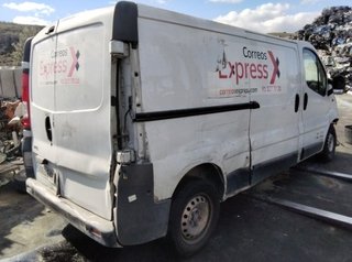 1865597 opel 8200608360 colector vivaro combi 2.7t