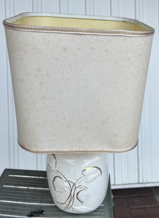 Tris lampade in ceramica bianca e oro