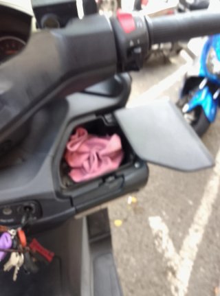 Suzuki Burgman 400cc Maxi Scooter Negra