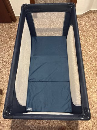 Cuna de viaje Asalvo básica y colchoneta original