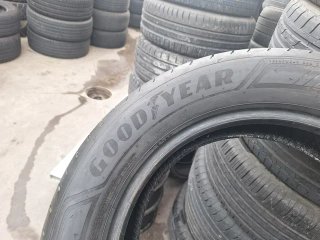 215 60 R17 96H Goodyear - 1 neumático +70%