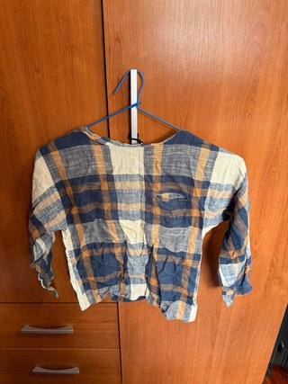 Camisa de cuadros beige y azul