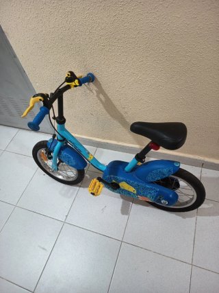 Bicicleta infantil azul