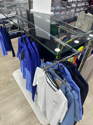 Góndola central para comercio.