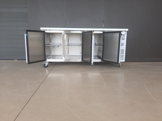 Mesa Refrigerada Profesional para Pizzería