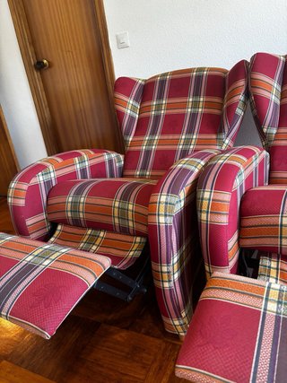 2 Sillones Orejones Tartán Rojo