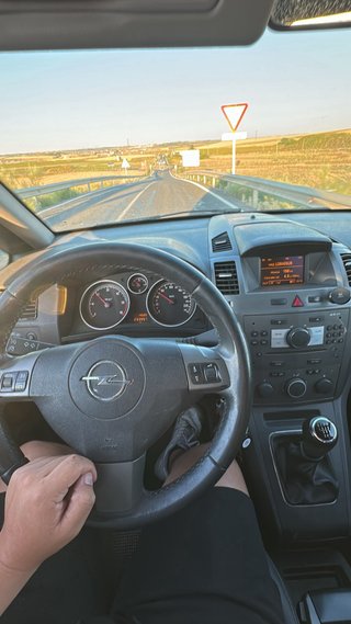 Opel Zafira 1.9 cdti