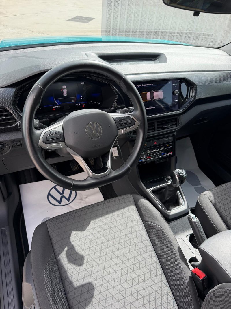 Volkswagen T-Cross Advance 1.0 TSI 2022, foto 10