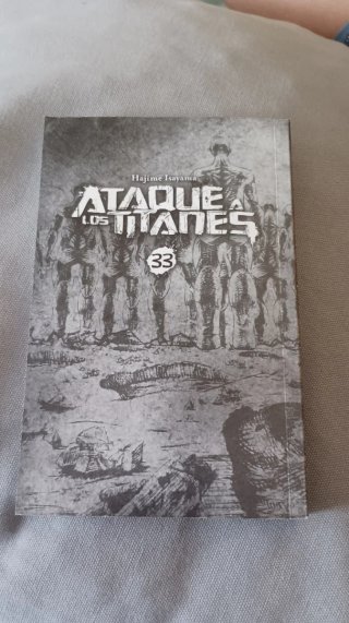Manga attack on titan tomo 33
