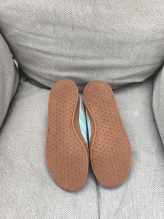 Zapatillas Adidas Blancas y Azules