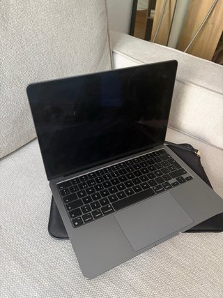 MacBook Air M2 13” 2022 8GB Batería 97%