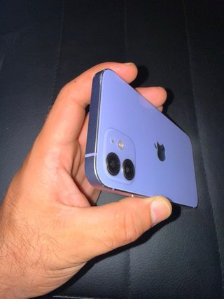 iPhone 12 Viola