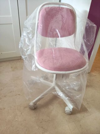 Silla giratoria infantil rosa IKEA